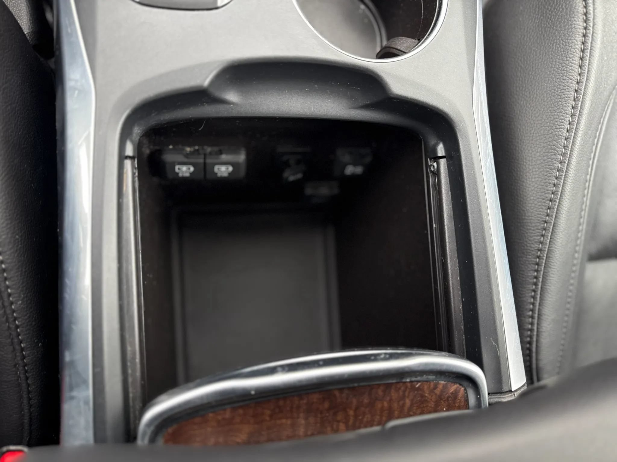 Used 2018 Acura MDX SH-AWD image 25