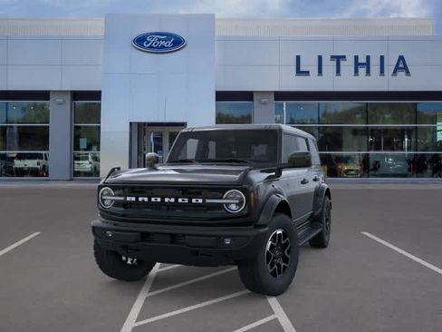 New 2026 Ford Bronco Outer Banks AWD/4WD image 2