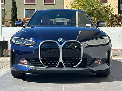 Used 2023 BMW i4 eDrive35 w/ Premium Package RWD image 8