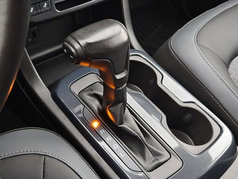 Used 2019 Chevrolet Colorado Z71 image 25