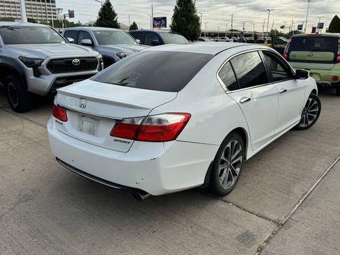 Used 2015 Honda Accord Sport image 5