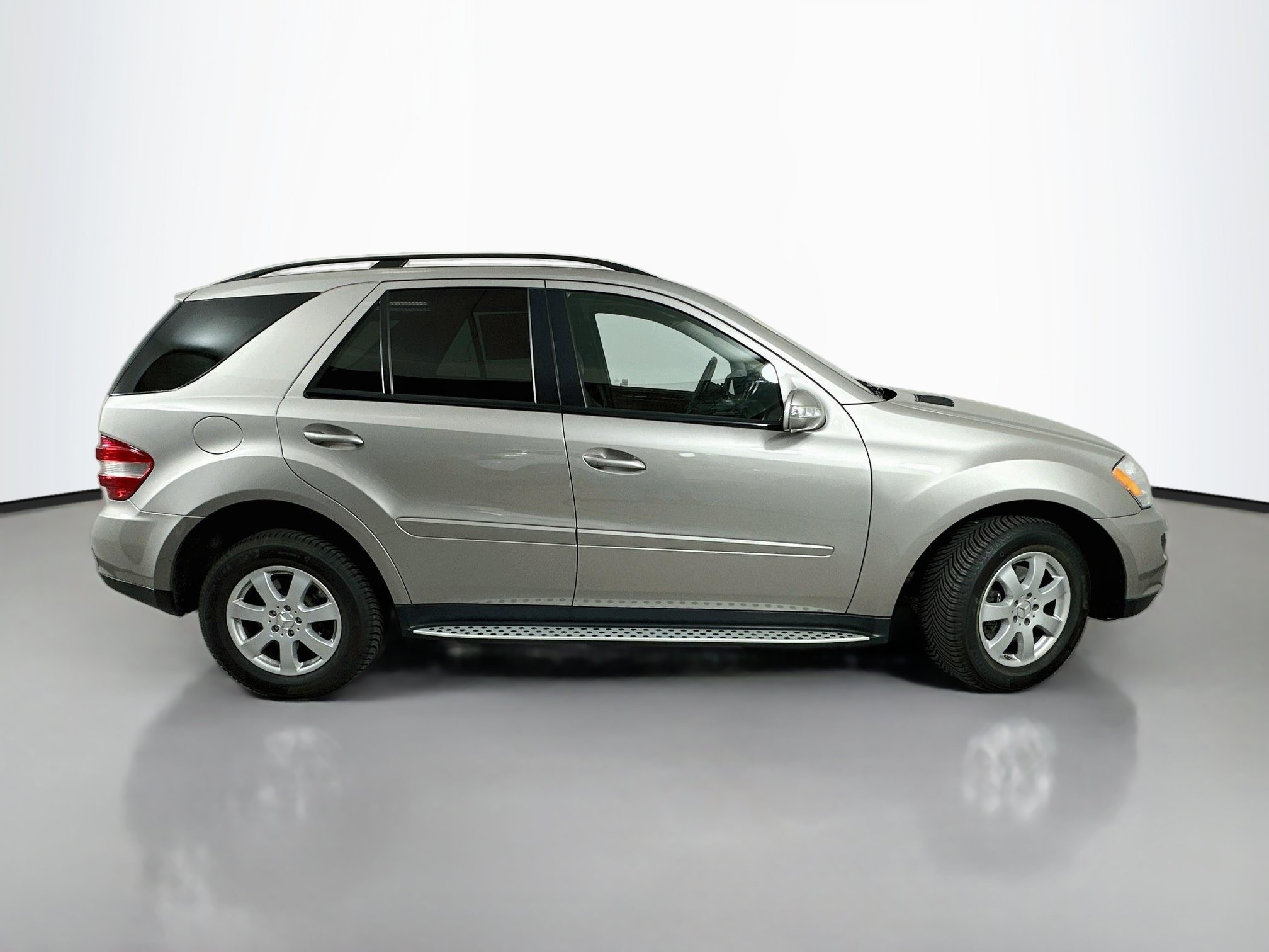 Used 2007 Mercedes-Benz ML 350 4MATIC image 8