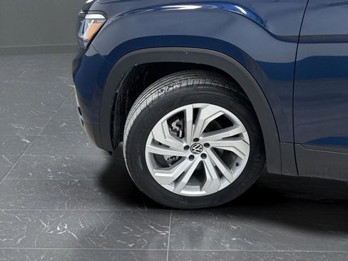 Used 2023 Volkswagen Atlas SE w/ Panoramic Sunroof Package image 36