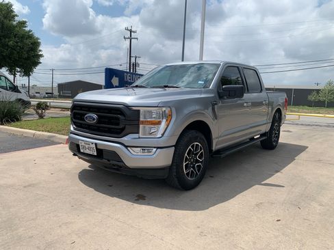 Used 2022 Ford F150 XLT w/ Equipment Group 301A Mid AWD/4WD image 4
