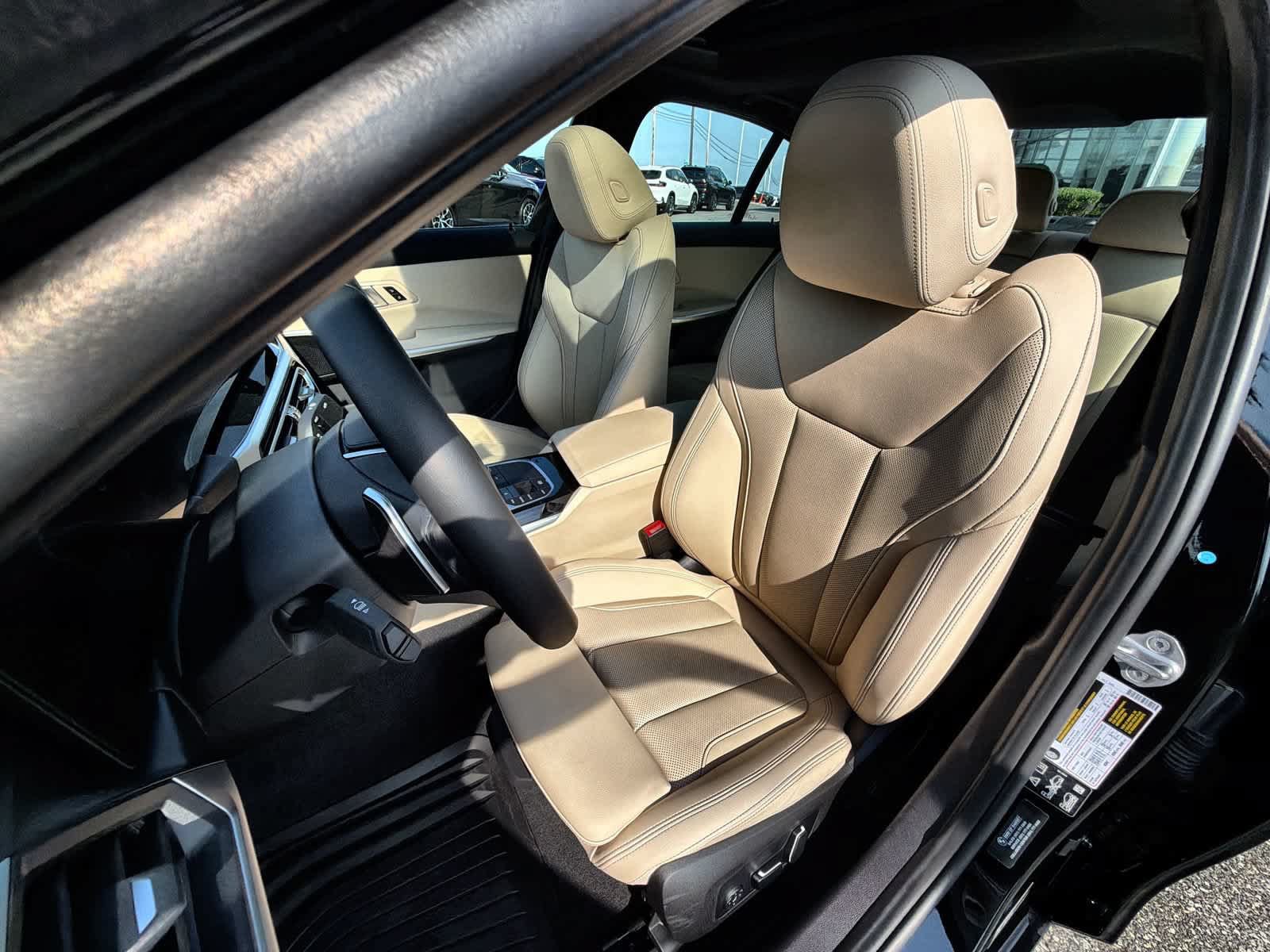 Used 2024 BMW 330i xDrive Sedan w/ Convenience Package AWD/4WD image 19