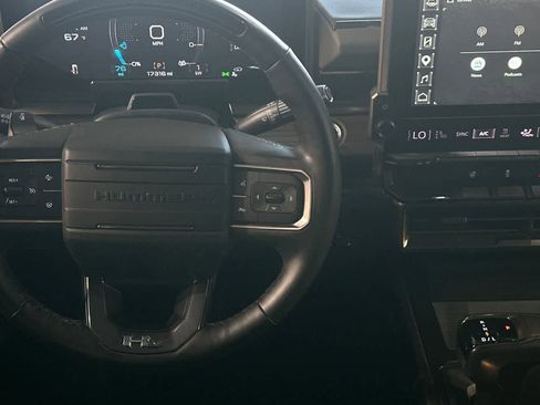Used 2024 GMC Hummer EV 3X image 16