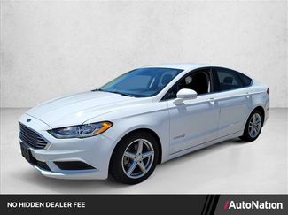 Used 2018 Ford Fusion SE FWD video 1