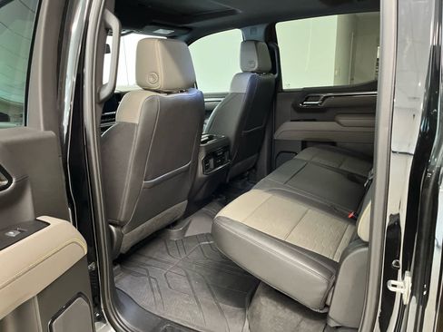 Used 2022 Chevrolet Silverado 1500 ZR2 image 17