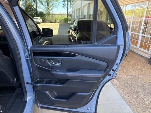 Used 2024 Honda Pilot TrailSport image 21