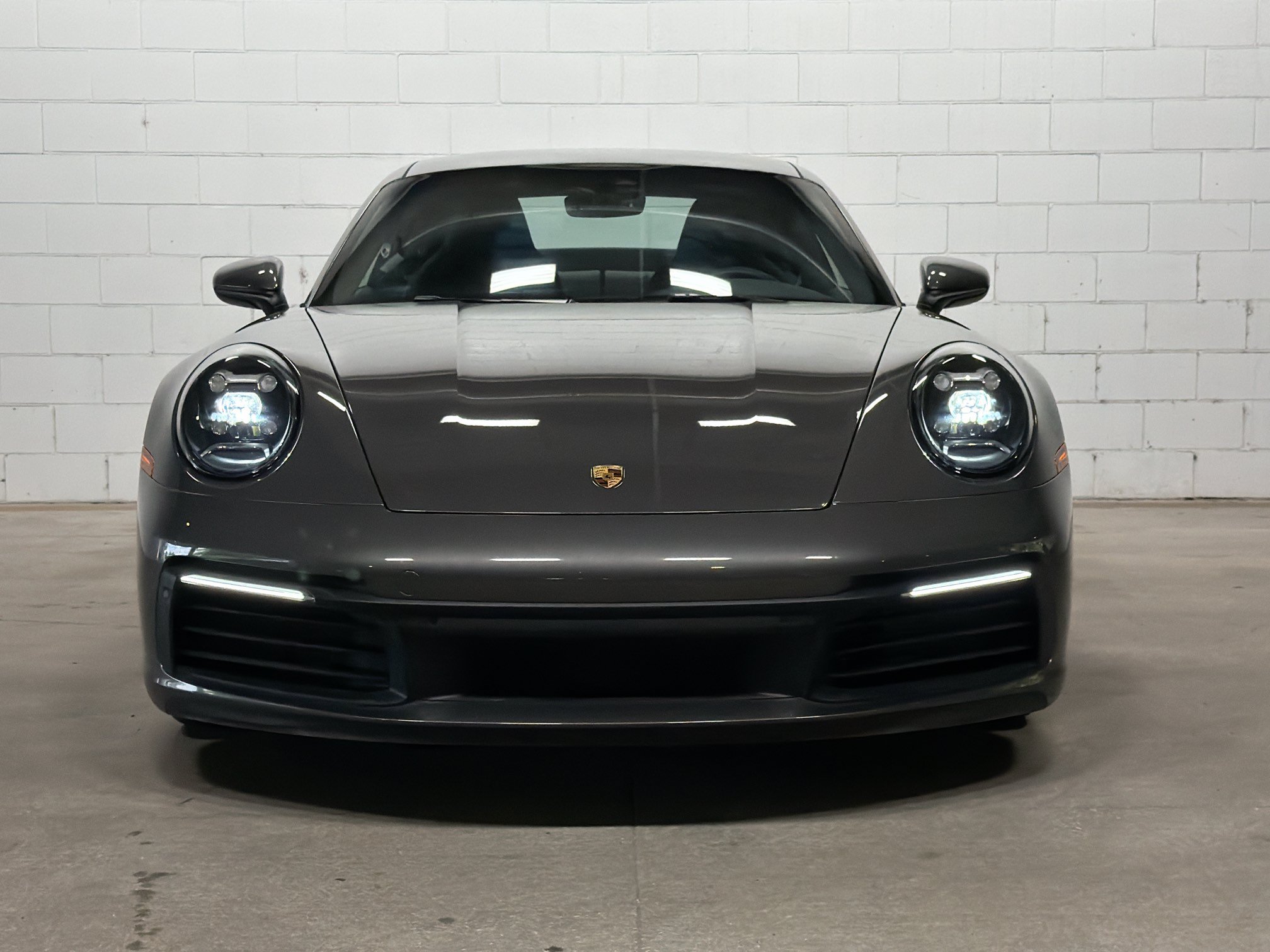 Certified 2024 Porsche 911 Carrera RWD image 9