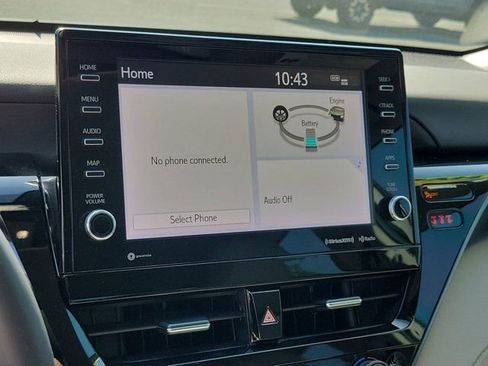 Used 2023 Toyota Camry XLE image 24