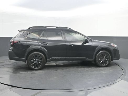 Used 2024 Subaru Outback Onyx Edition XT AWD/4WD image 8