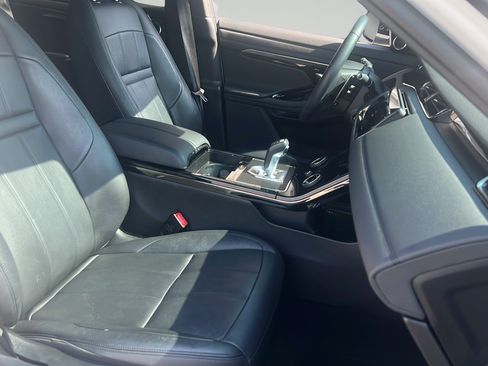 Used 2023 Land Rover Range Rover Evoque R-Dynamic SE AWD/4WD image 21