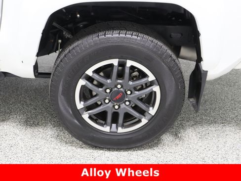 Used 2024 Toyota Tacoma TRD Sport image 10