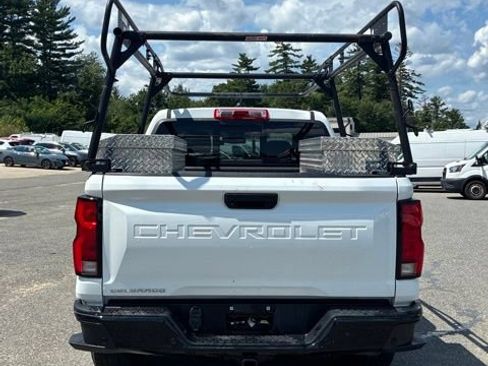 Used 2024 Chevrolet Colorado Z71 w/ Advanced Trailering Package AWD/4WD image 5