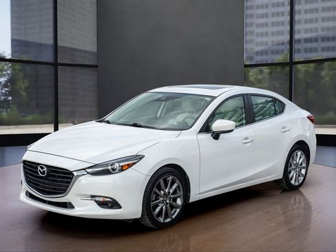 Used 2018 MAZDA MAZDA3 Grand Touring image 1