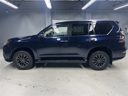 Used 2021 Lexus GX 460 Premium w/ Premium Package image 6