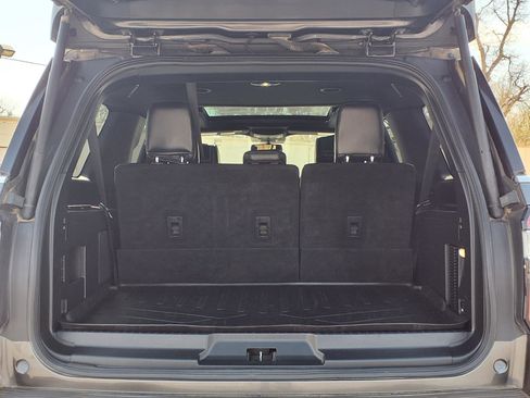 Used 2019 Ford Expedition Max Limited w/ Equipment Group 302A AWD/4WD image 17