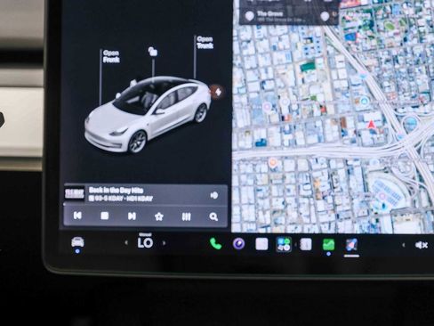 Used 2021 Tesla Model 3 Long Range AWD/4WD image 16