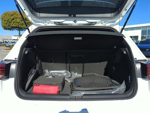 New 2026 Volkswagen Golf w/ Euro Style Package image 19