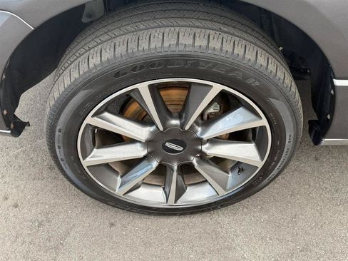 Used 2016 Lincoln Navigator L Reserve AWD/4WD image 17