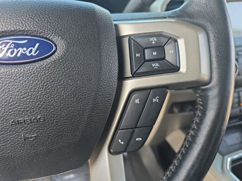 Used 2020 Ford F350 Lariat w/ Lariat Ultimate Package AWD/4WD image 17