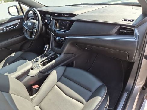 Certified 2023 Cadillac XT5 Luxury image 19