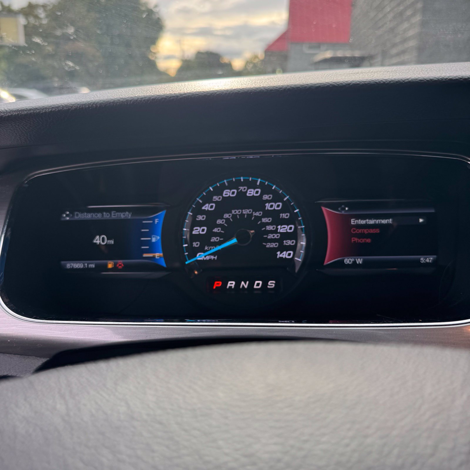Used 2015 Ford Taurus SEL FWD image 11