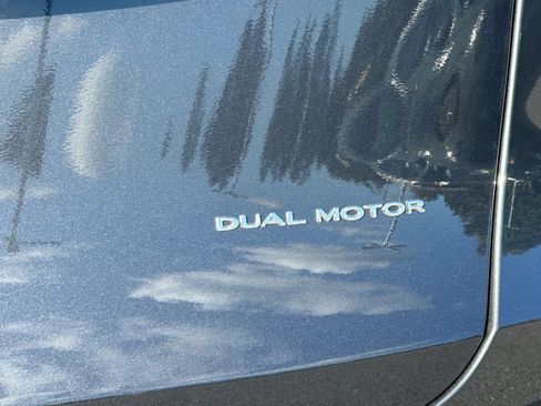 Used 2023 Tesla Model Y Long Range image 25