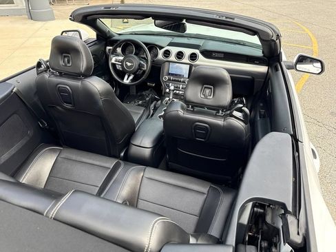 Used 2020 Ford Mustang Premium RWD image 40