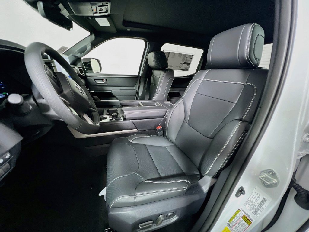 New 2026 Toyota Tundra Limited AWD/4WD image 12