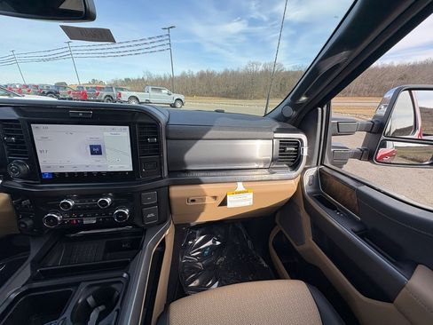 New 2026 Ford F350 Lariat w/ Lariat Ultimate Package image 26