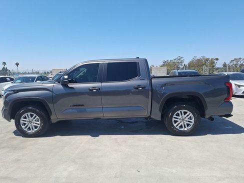 Used 2024 Toyota Tundra SR5 w/ SR5 Convenience Package AWD/4WD image 8