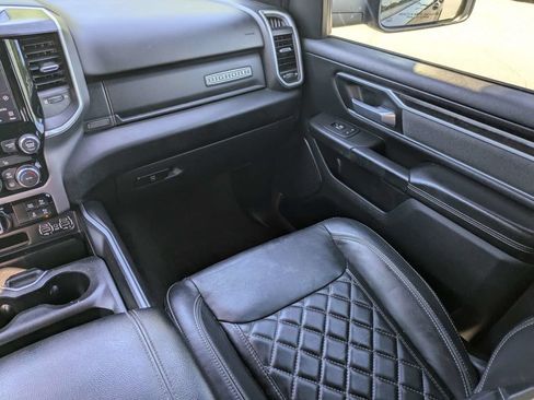 Used 2022 RAM 1500 Big Horn AWD/4WD image 17