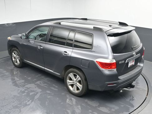 Used 2013 Toyota Highlander Limited image 38