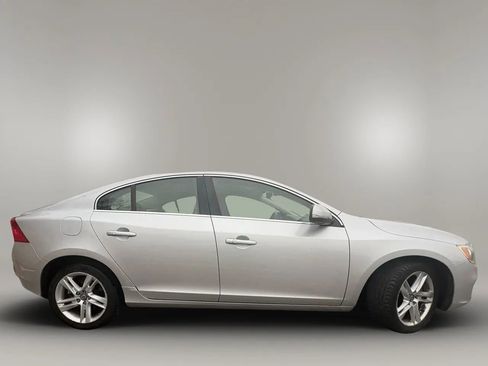 Used 2015 Volvo S60 T5 Premier image 8