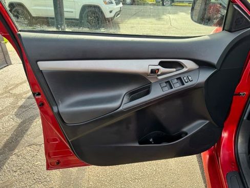 Used 2009 Pontiac Vibe GT image 10