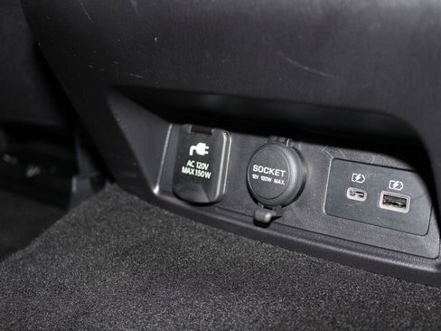 Used 2024 Nissan Armada Platinum w/ Captain's Chairs Package image 36