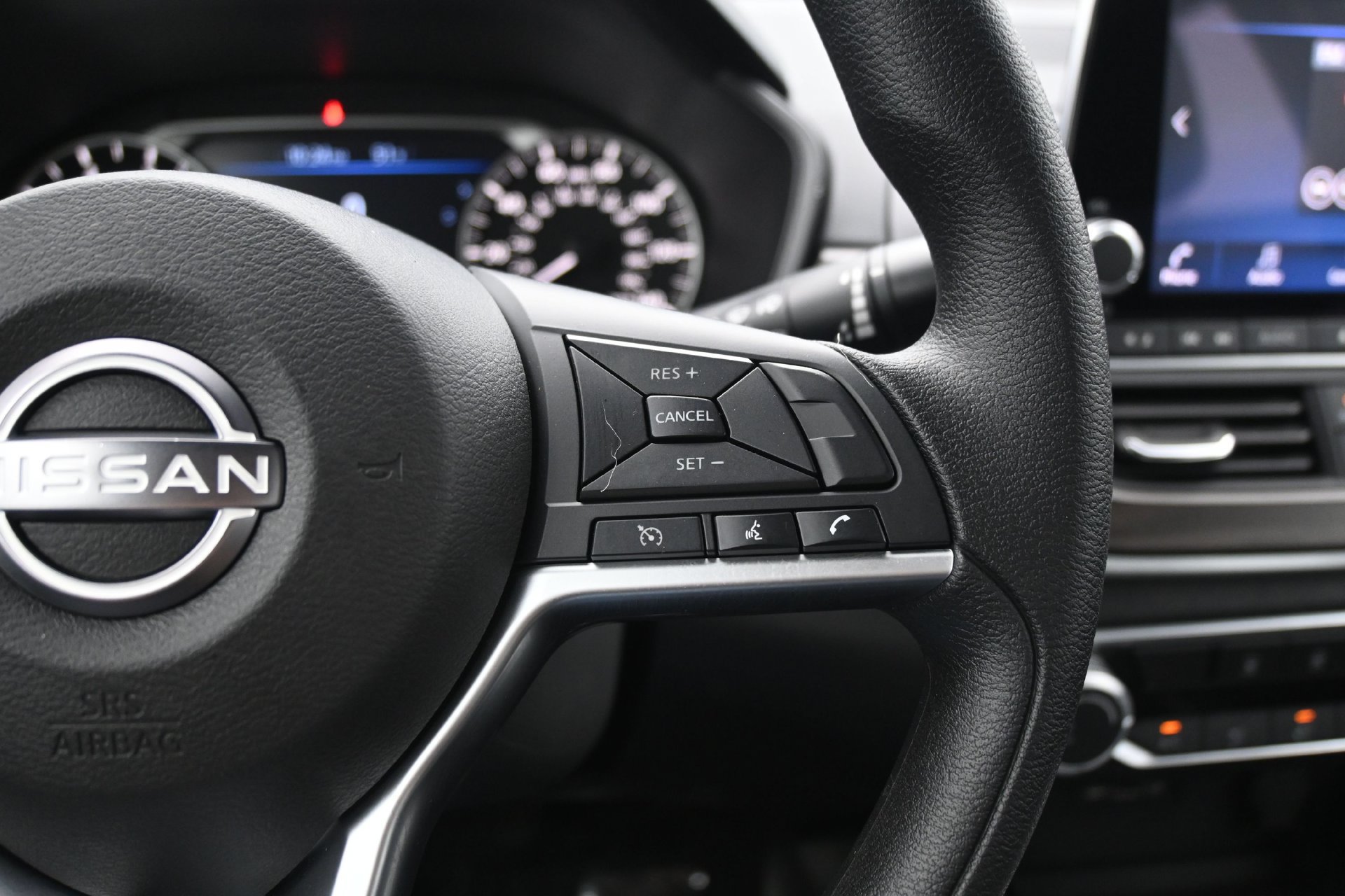 Used 2024 Nissan Altima 2.5 SV AWD/4WD image 20