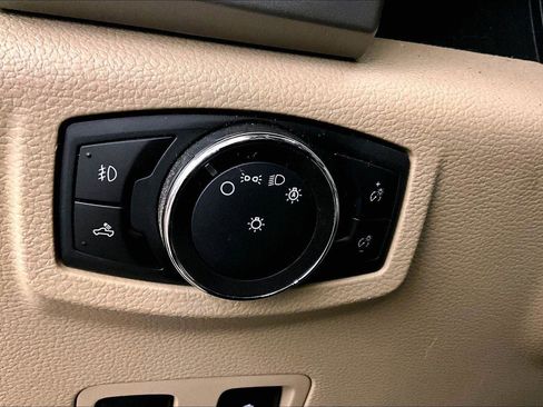 Used 2019 Ford F250 Lariat w/ Lariat Ultimate Package image 30