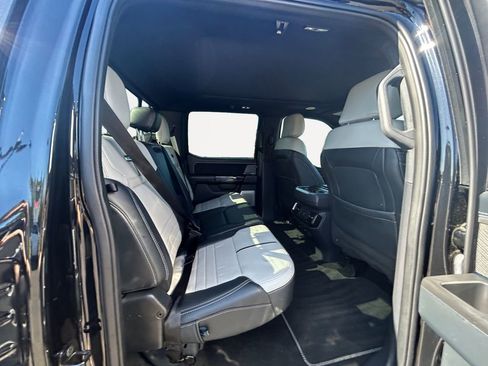 Used 2024 Ford F150 Lightning Platinum AWD/4WD image 23