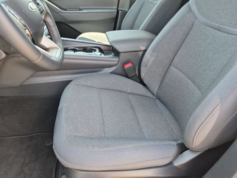 Used 2025 Ford Explorer Active AWD/4WD image 15