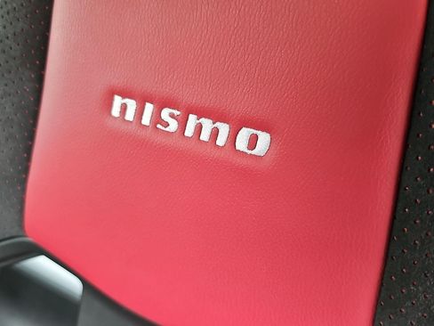 Used 2024 Nissan Z NISMO w/ Floor Mat Package RWD image 27