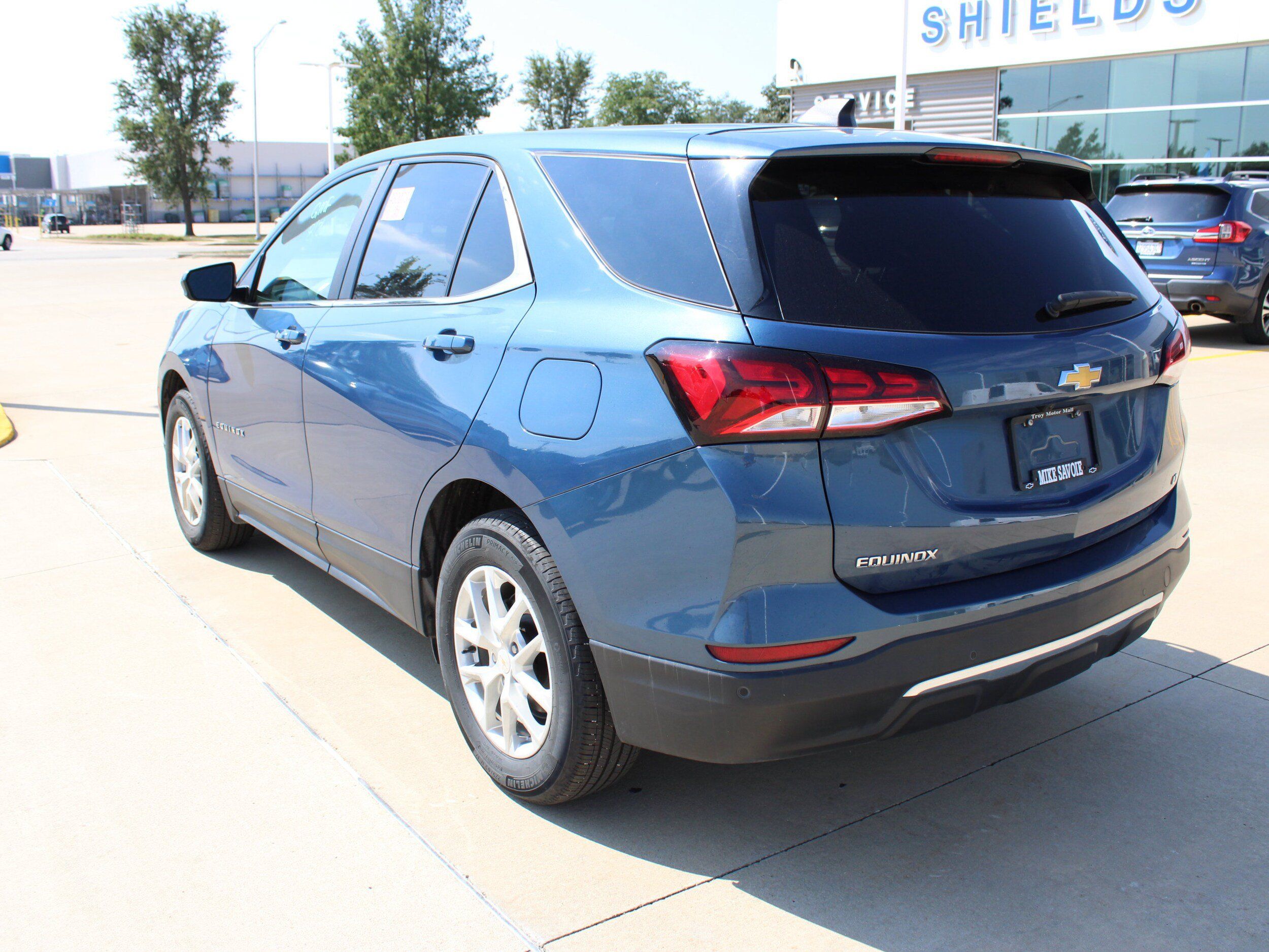 Used 2024 Chevrolet Equinox LT FWD image 4