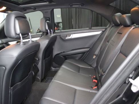 Used 2014 Mercedes-Benz C 250 Sedan image 18