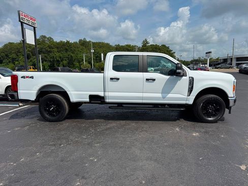 Used 2023 Ford F350 XL w/ XL Chrome Package AWD/4WD image 2