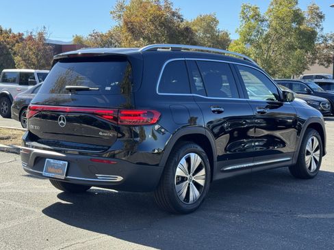 New 2025 Mercedes-Benz EQB 300 4MATIC image 7