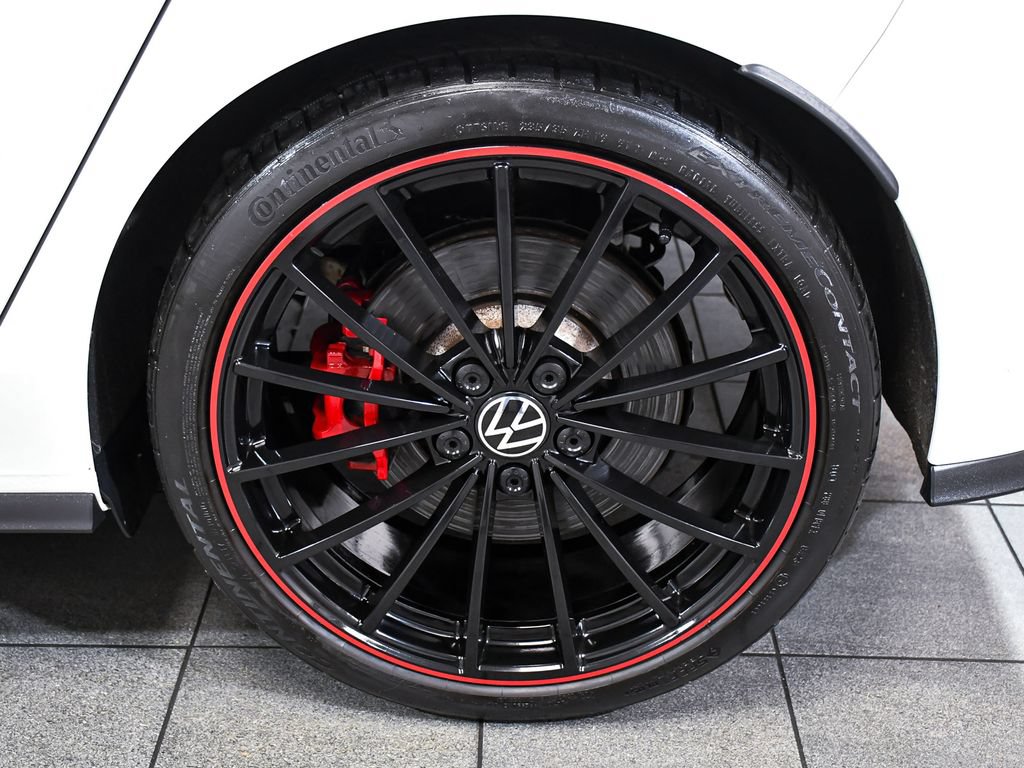Used 2023 Volkswagen GTI 40th Anniversary Edition FWD image 8