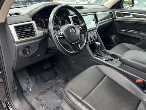 Used 2019 Volkswagen Atlas SE w/ Towing Package AWD/4WD image 5