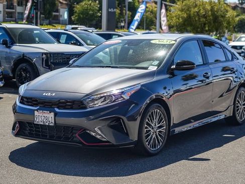 Certified 2023 Kia Forte GT-Line FWD image 6